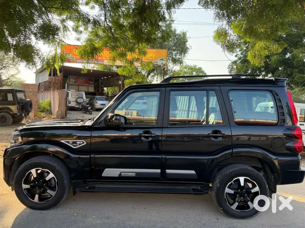 Mahindra Scorpio Classic 2.2 S 2023