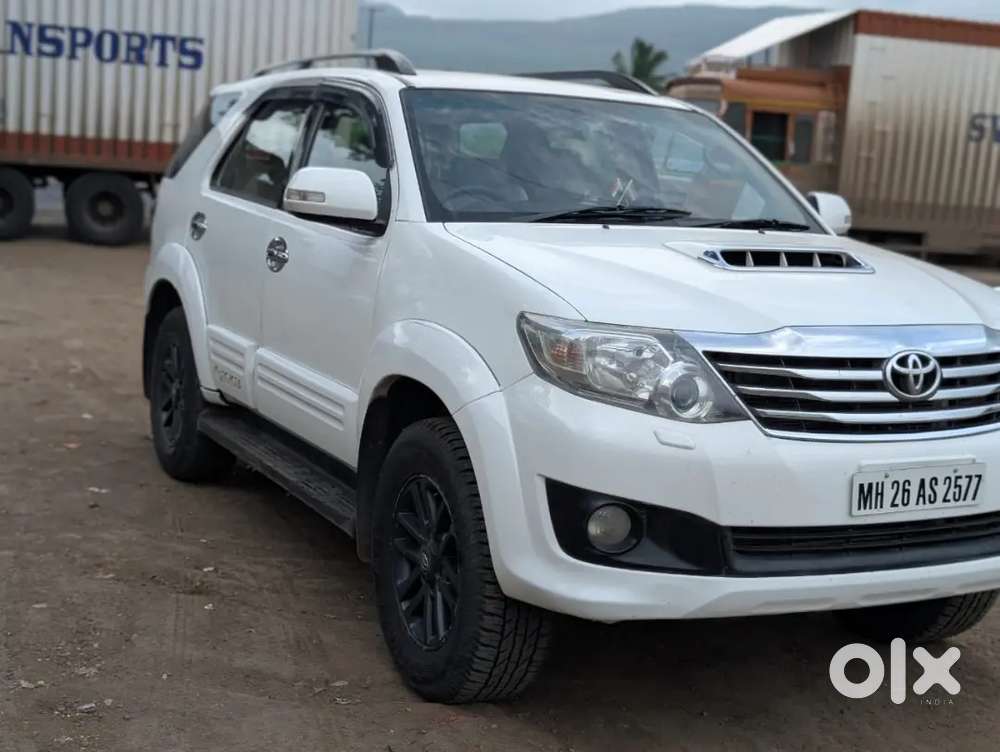Toyota Fortuner 2015 Manual Diesel