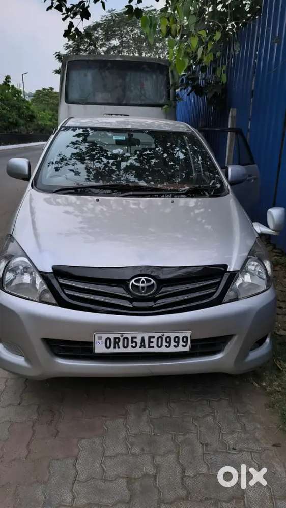 Toyota Innova 2008 Diesel 235000 Km Driven