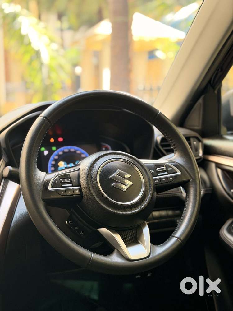 Maruti Suzuki Grand Vitara 1.5 Alpha Plus Intelligent Hybrid Ecvt, 2..