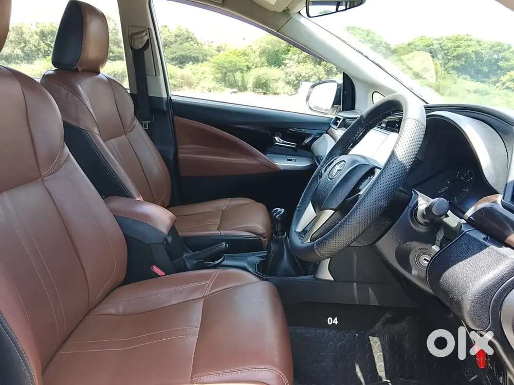 Toyota Innova Crysta 2023