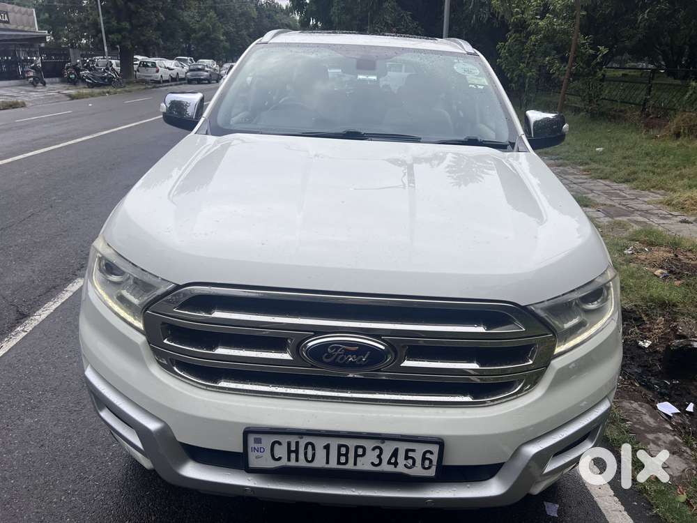 Ford Endeavour 3.2 Titanium At 4x4, 2016, Diesel