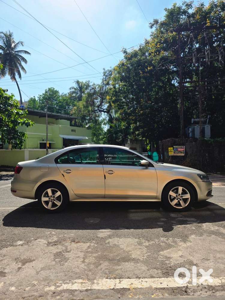 Volkswagen Jetta 2014 Petrol Well Maintained