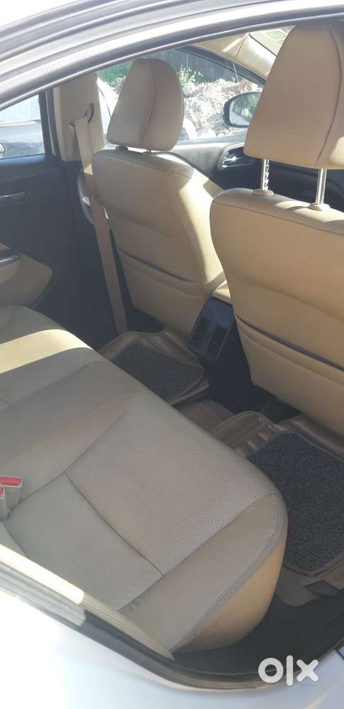 Honda City V At Sunroof I-vtec, 2015, Petrol