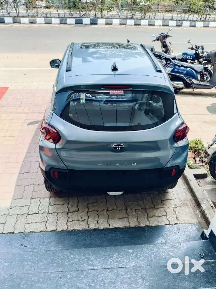Tata Punch Revotron 2025 Manual First Owner