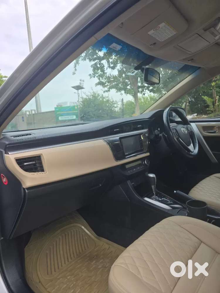 Toyota Corolla Altis 1.8 G Cvt, 2014, Petrol