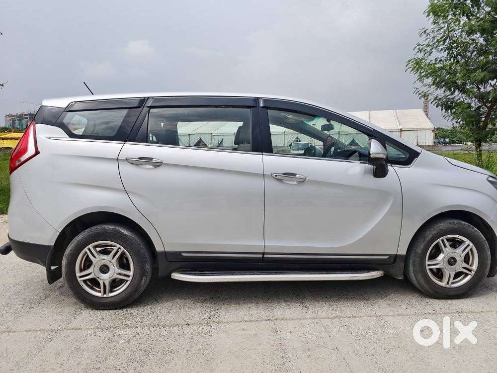 Mahindra Marazzo M6, 2018, Diesel