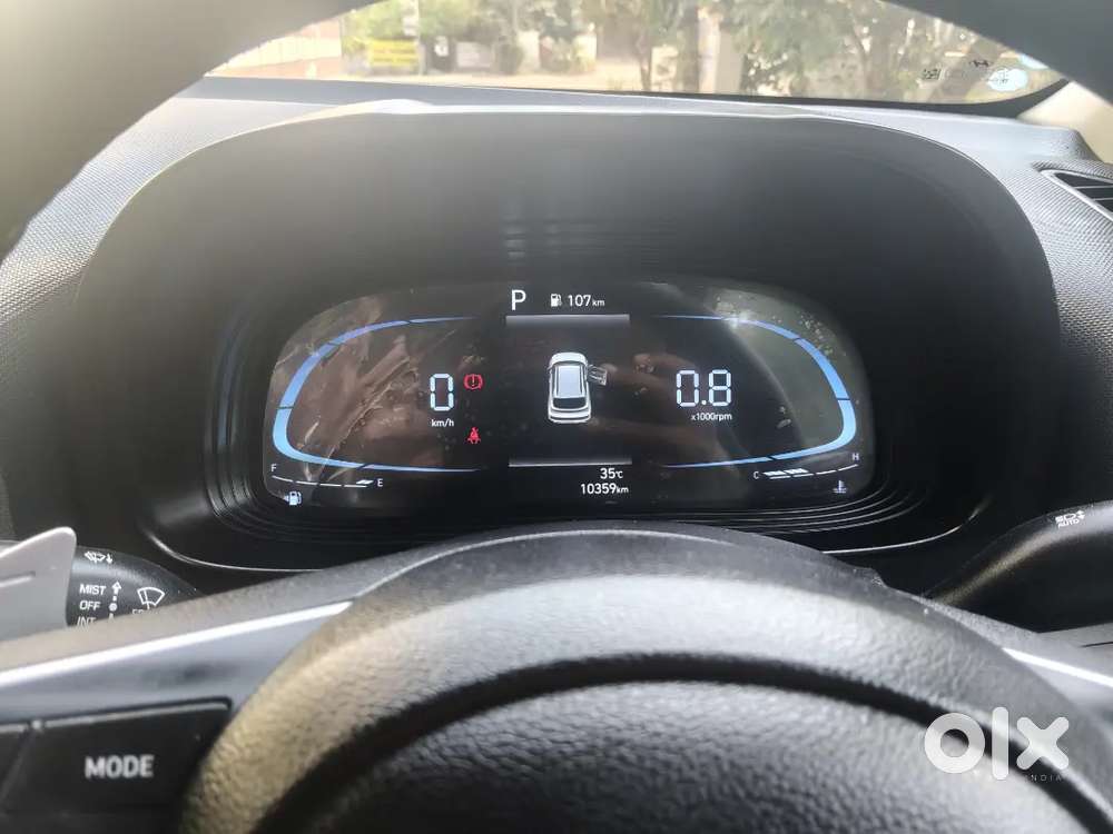 Hyundai Venue 2024 Petrol 10000 Km Driven