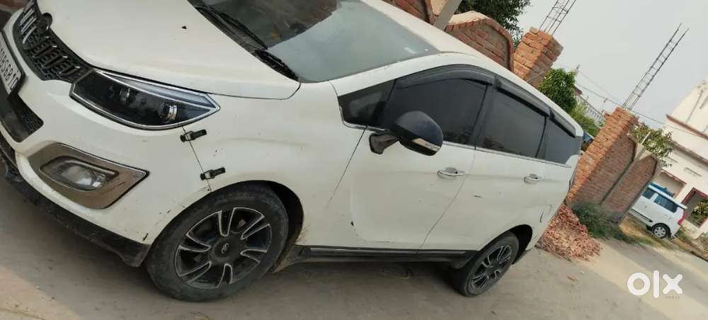 Mahindra Marazzo 2019 Diesel 80000 Km Driven
