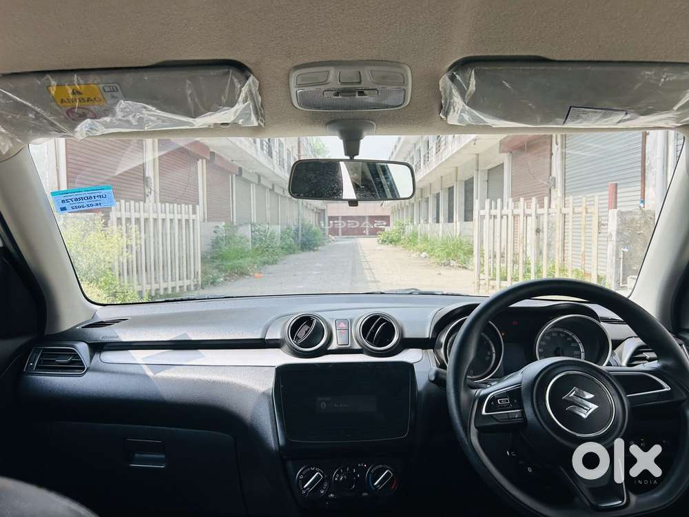Maruti Suzuki Swift Vxi Optional, 2022, Petrol