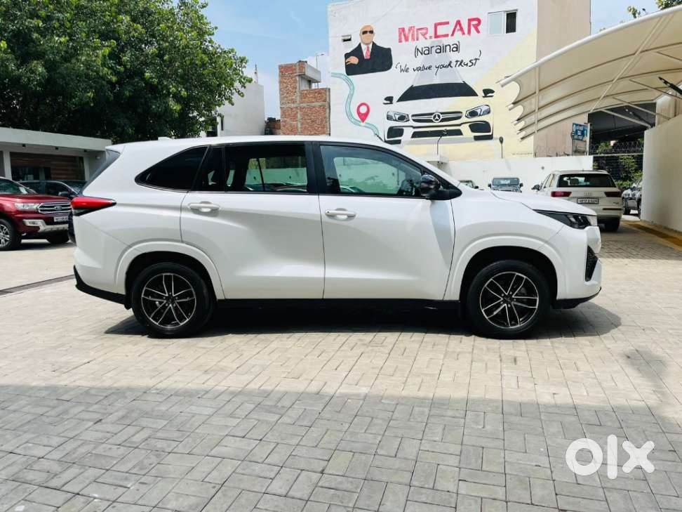 Toyota Innova Hycross 2.0 Gx 7 Str, 2023, Petrol