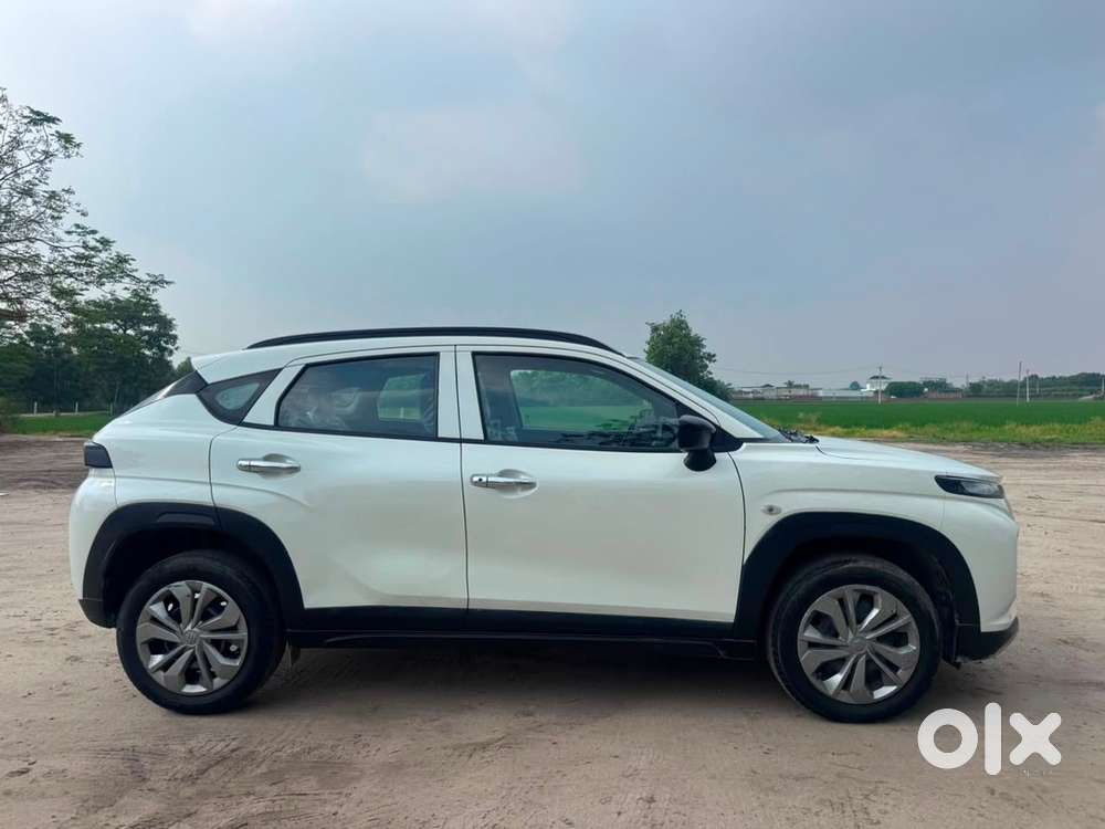 Maruti Suzuki Fronx Petrol 2024