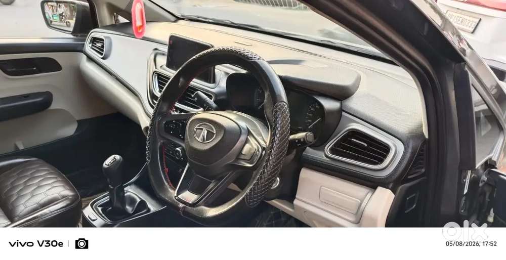 Tata Altroz 2022 Petrol Good Condition Xm+