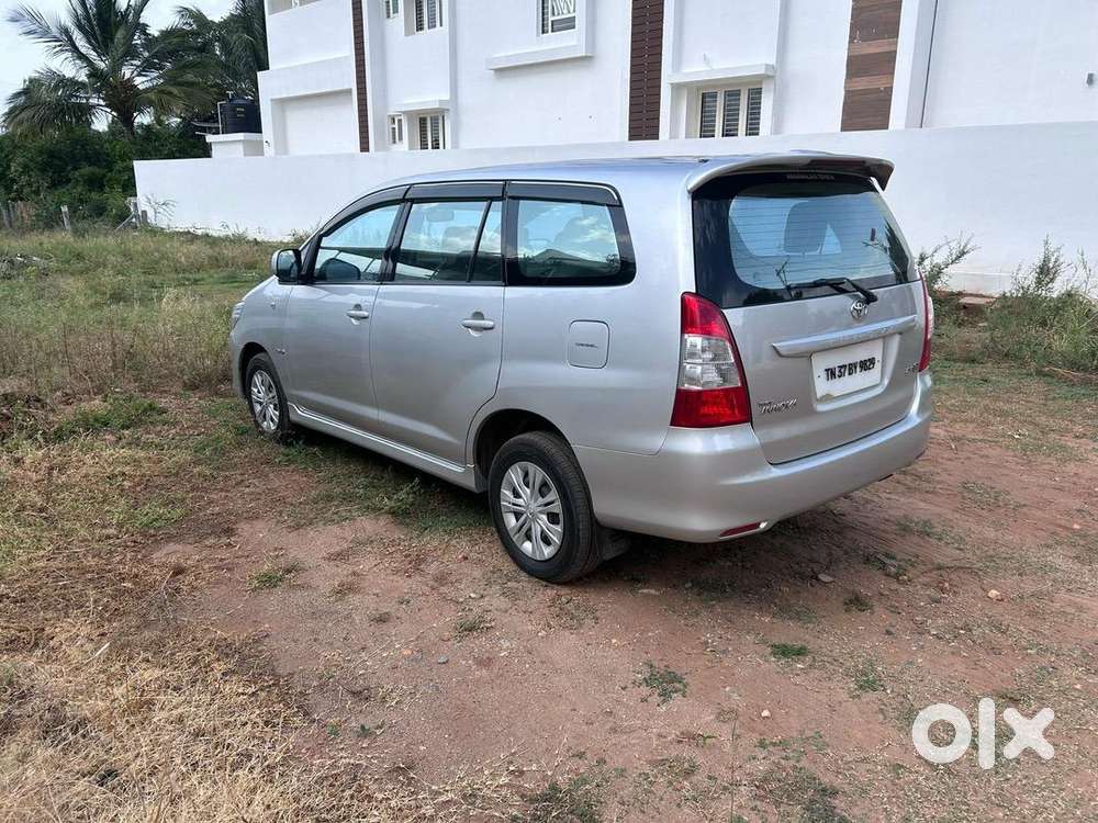 Toyota Innova 2012 Diesel Well Maintained