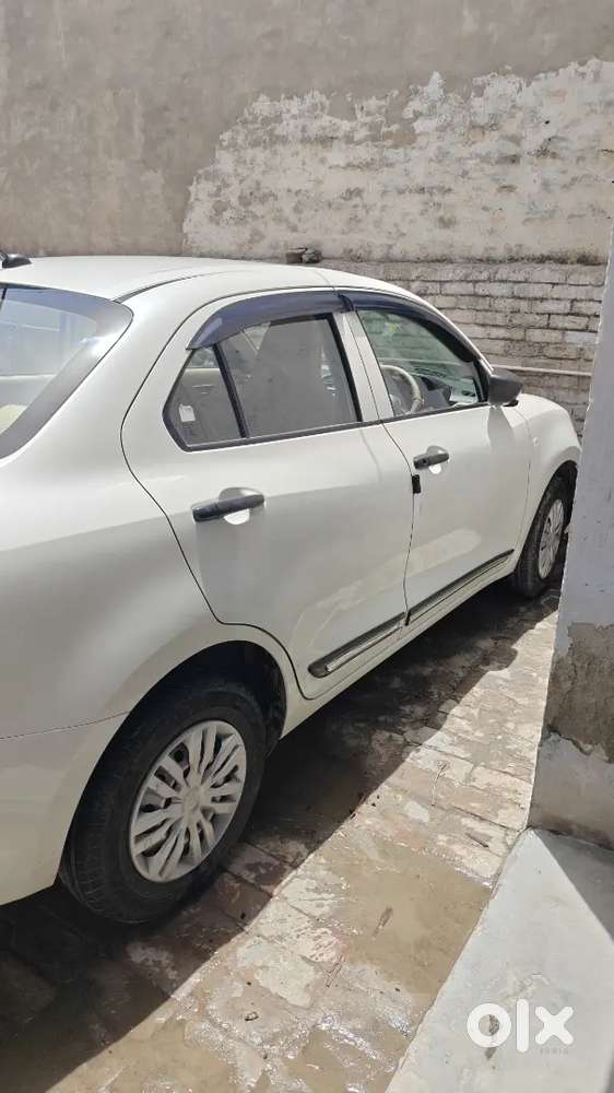 Maruti Suzuki Dzire 2023 Petrol 12700 Km Driven