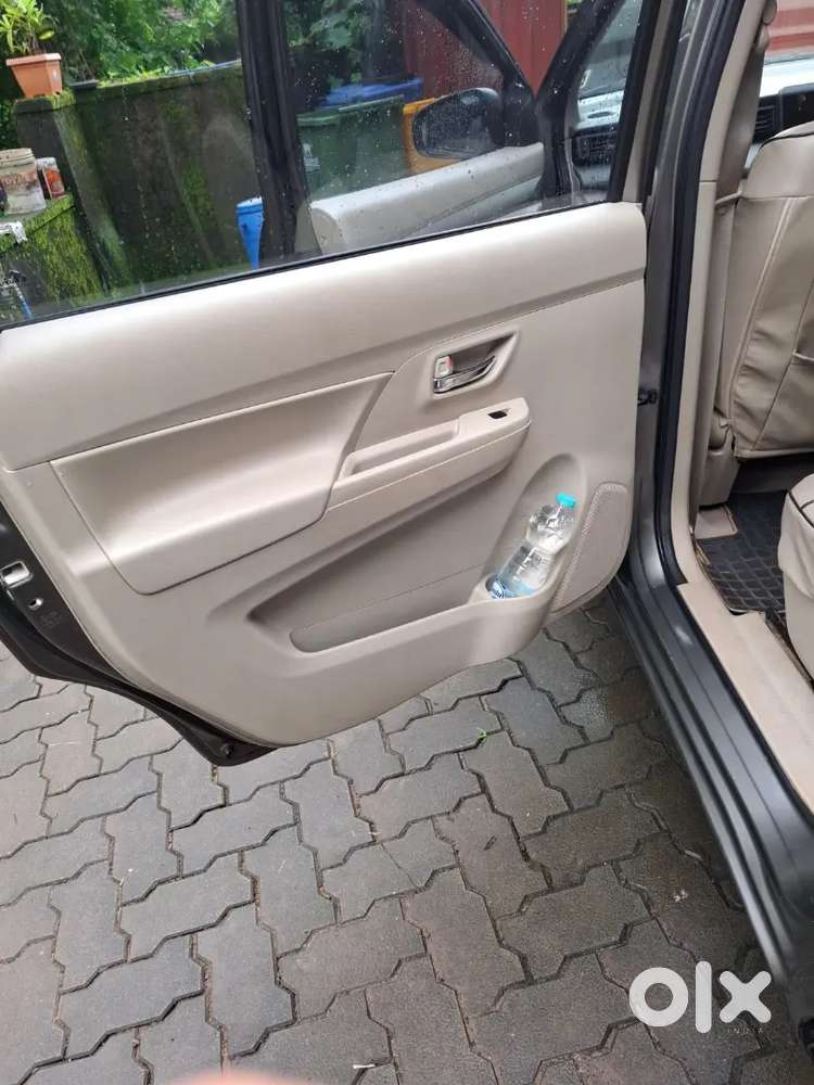 Maruti Suzuki Ertiga 2019 Vxi Shvs