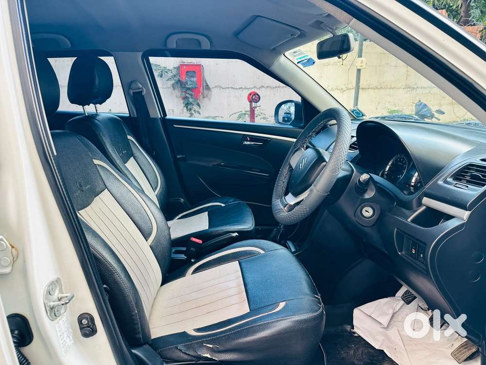 Maruti Suzuki Swift Vxi Abs Bsiv, 2016, Petrol