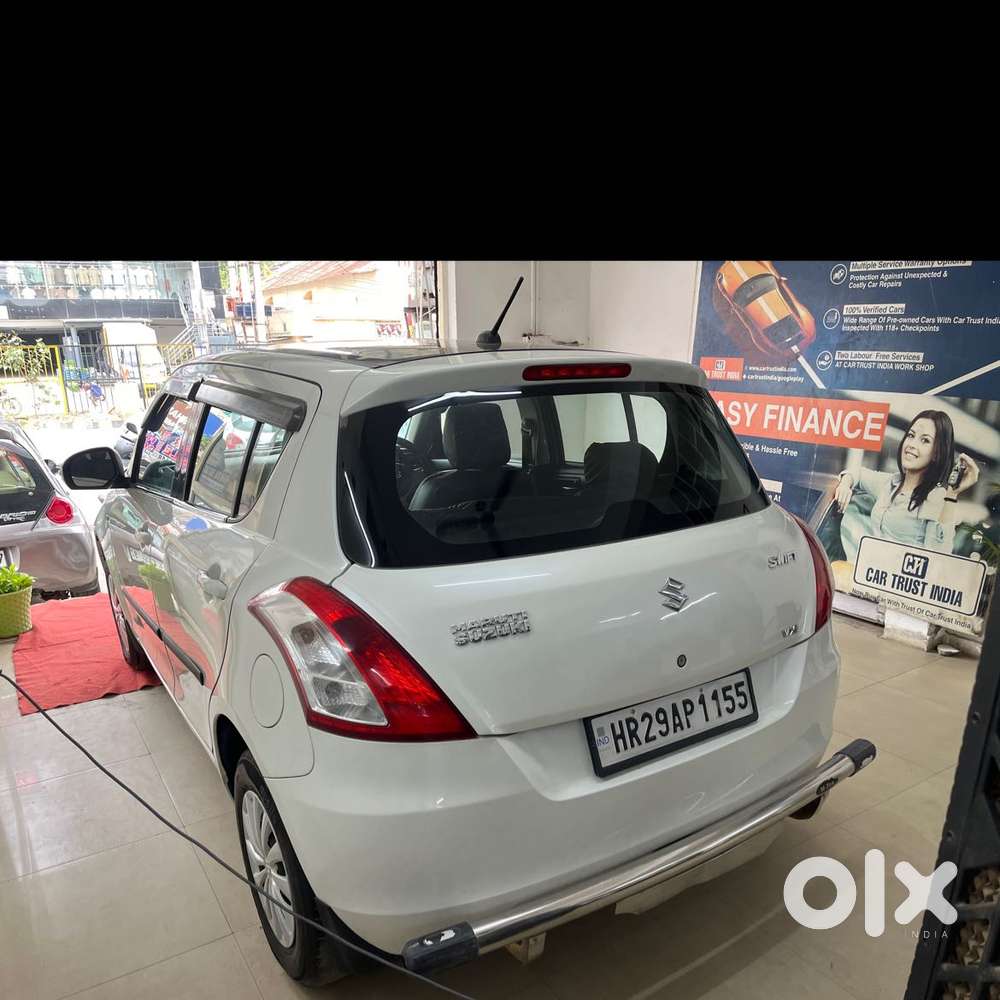 Maruti Suzuki Swift Vxi Optional, 2017, Petrol