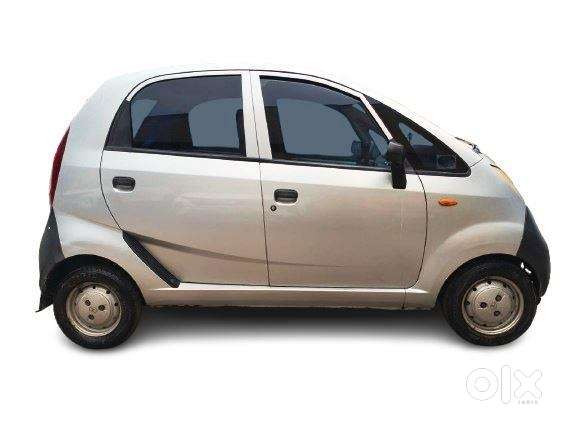 Tata Nano Xe, 2012, Petrol