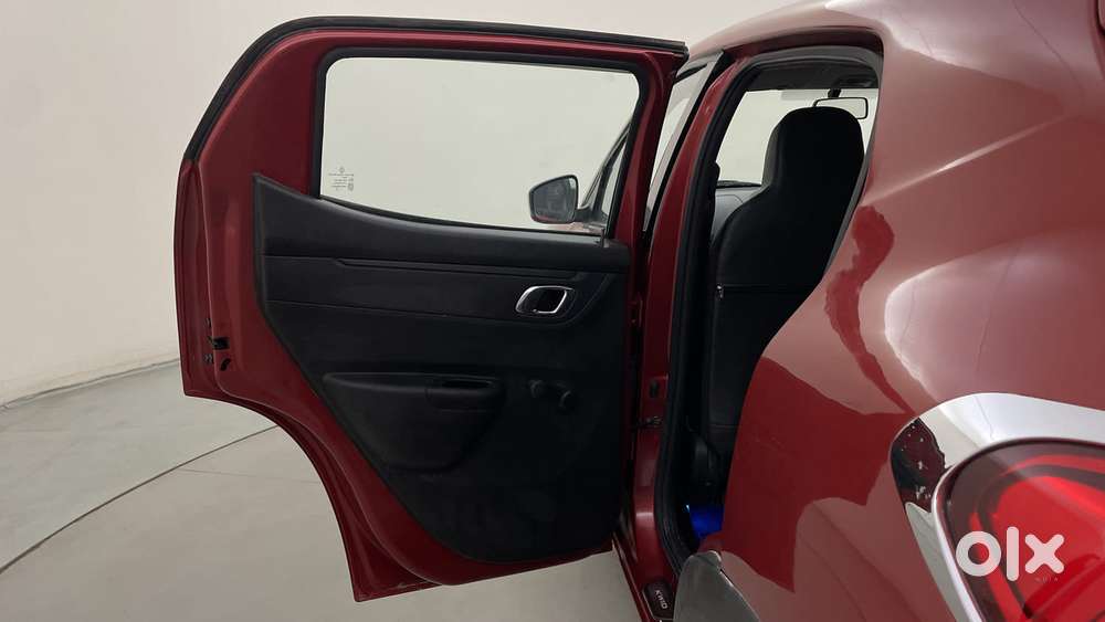Renault Kwid 1.0 Rxt Sce Special (o), 2019, Petrol