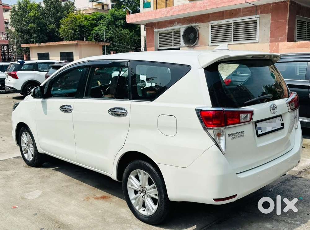 Toyota Innova Crysta 2.8z Automatic, 2018, Diesel