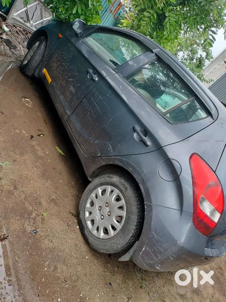 Hyundai I20 Sportz Petrol 2011