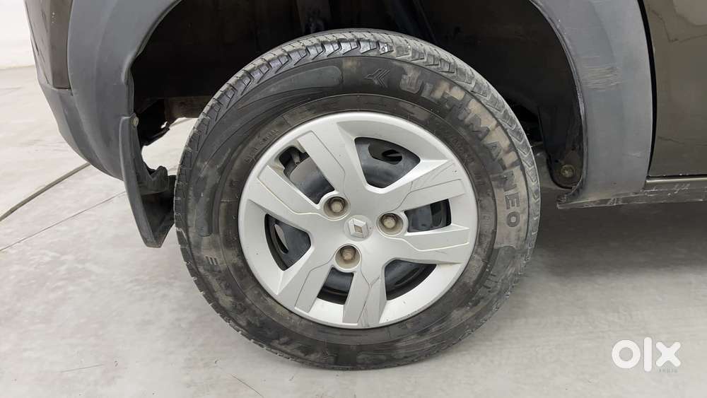 Renault Kwid 2019-ongoing 1.0 Rxt Amt (o), 2017, Petrol