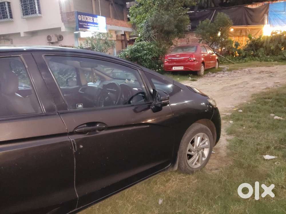 Honda Jazz V Mt Privilege, 2017, Petrol