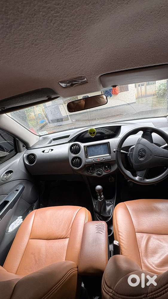 Toyota Etios Liva 2013