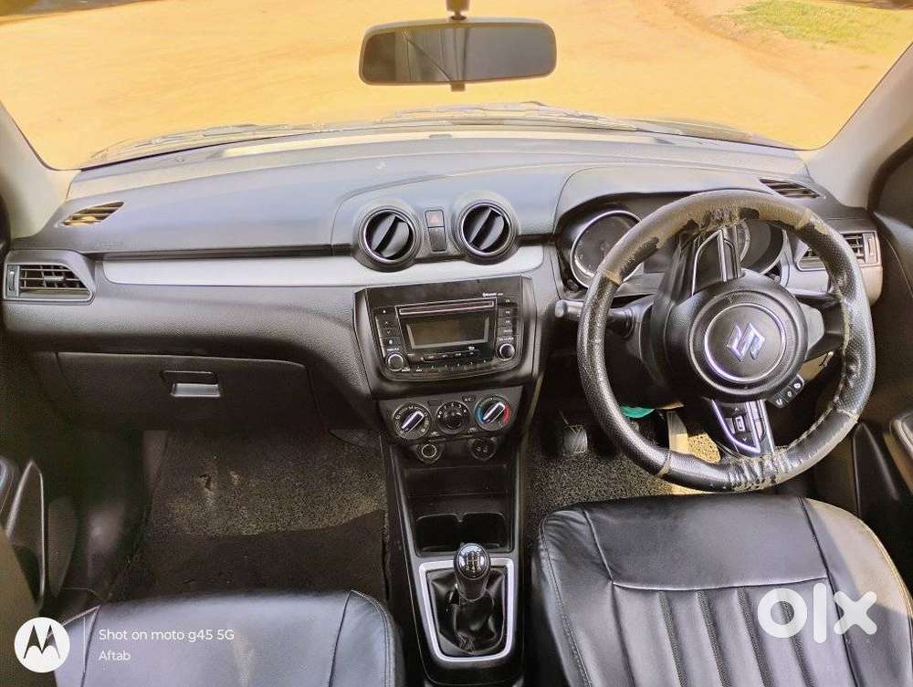 Maruti Suzuki Swift Vxi + Manual, 2019, Petrol