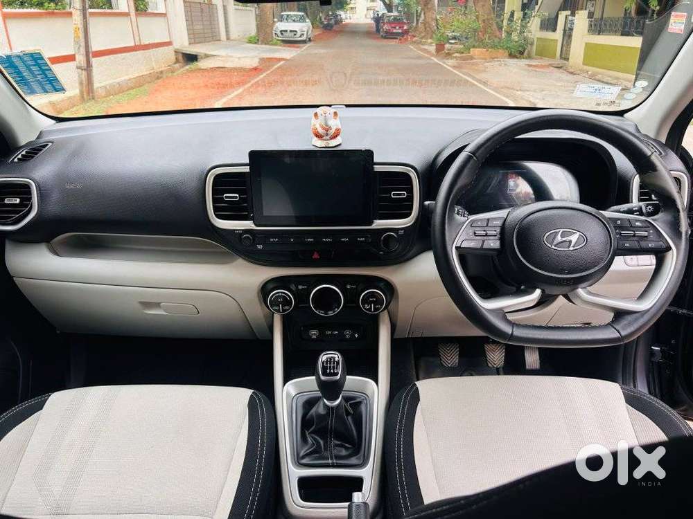 Hyundai Venue Sx Mt, 2023, Diesel