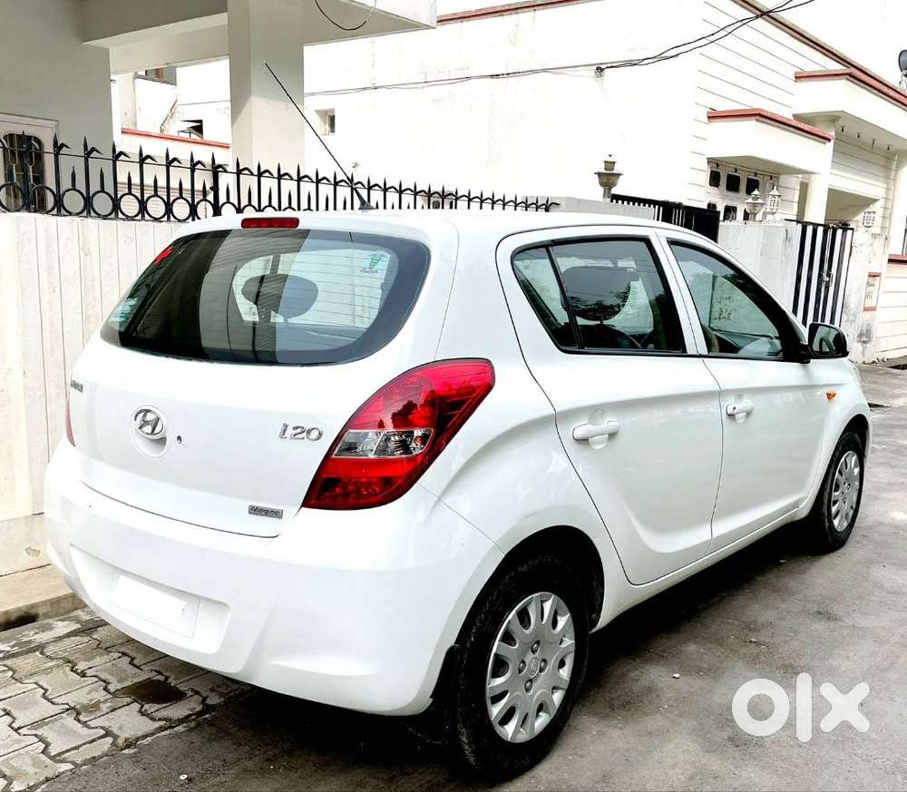 Hyundai I20 2011 Petrol Well Maintained