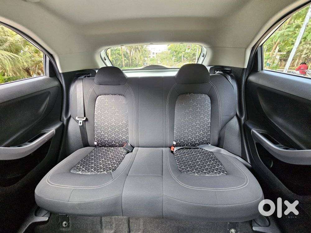 Tata Nexon 1.2 Revotron Xm (s), 2022, Petrol