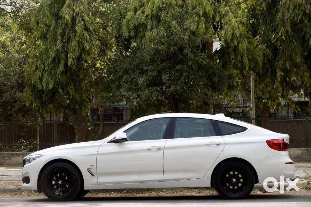 Bmw 3 Series Gt 320d Luxury Line, 2018, Diesel