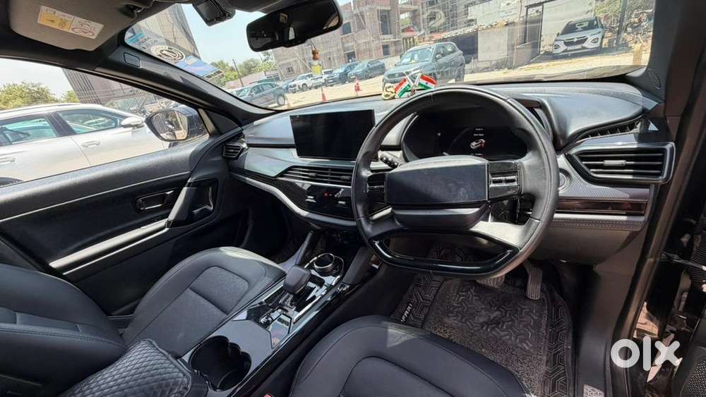 Tata Safari Top End Variant - In Excellent Condition