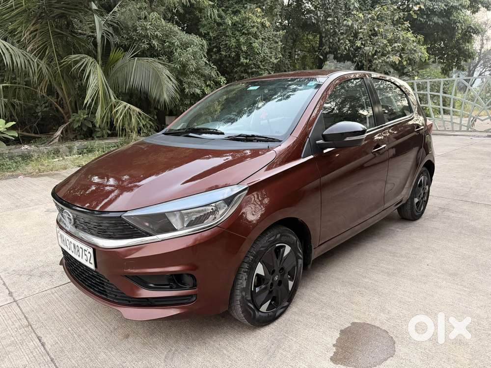 Tata Tiago 1.2 Revotron Xta, 2025, Petrol