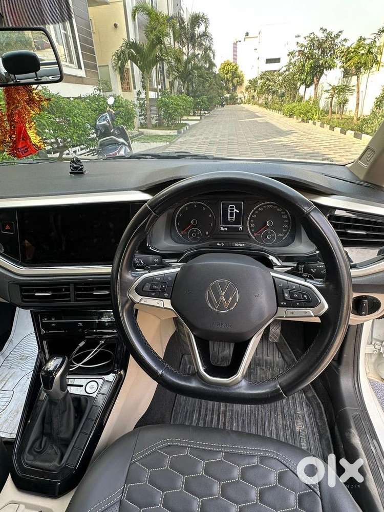 Volkswagen Virtus Highline At  25000km  Single Owner