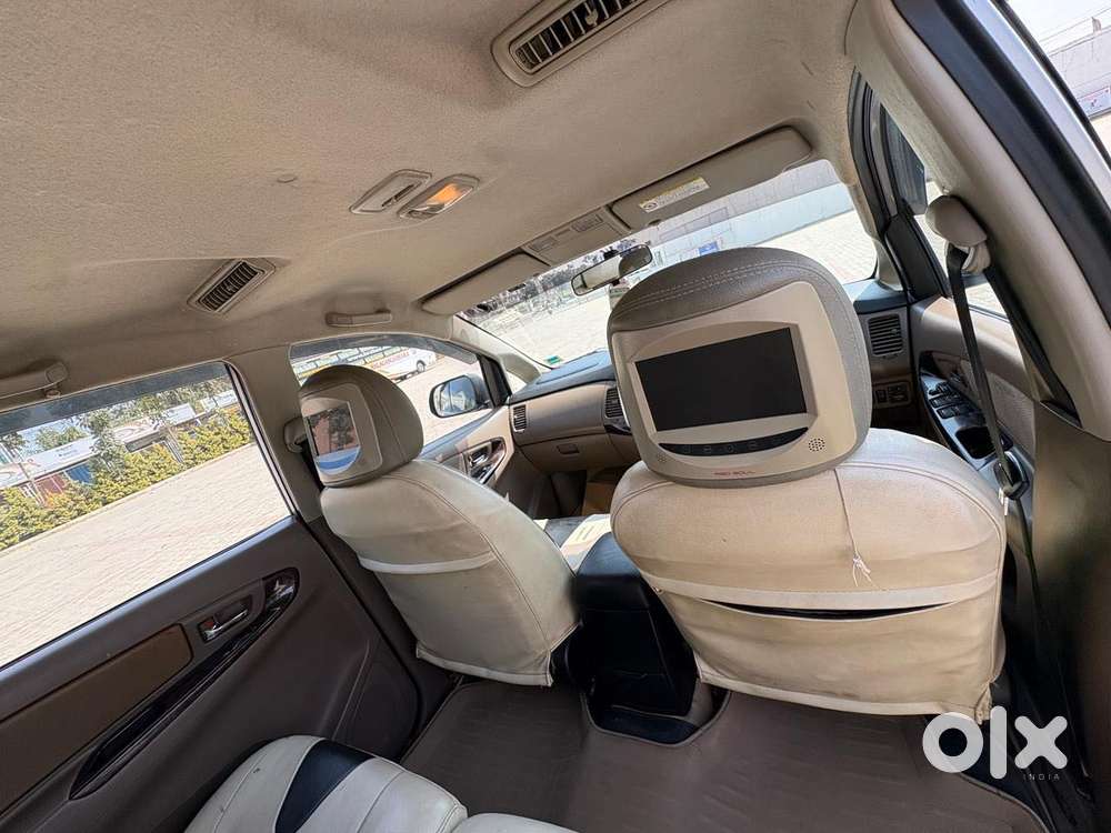 Toyota Innova 2.5 V 7 Str, 2015, Diesel