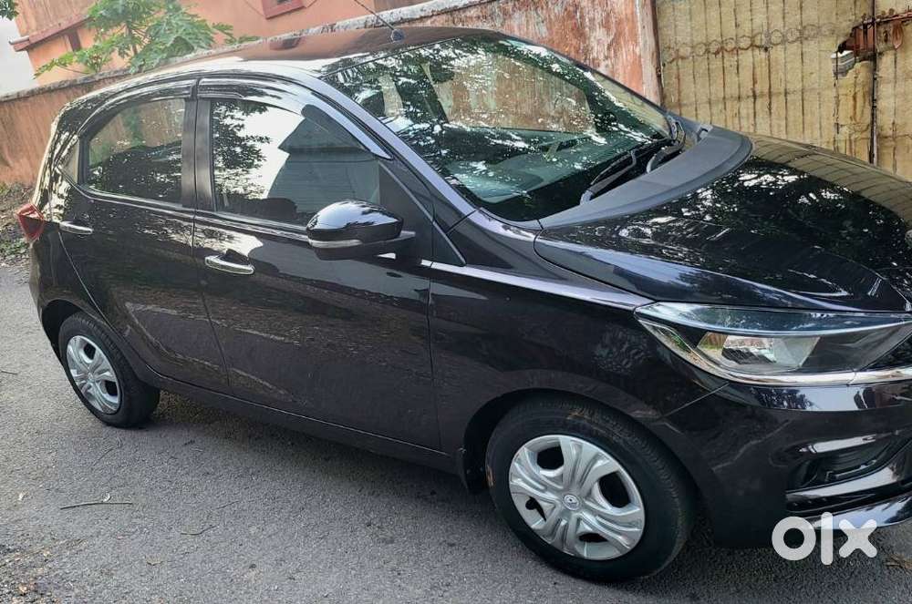 Tata Tiago 1.2 Revotron Xm Cng, 2023, Petrol