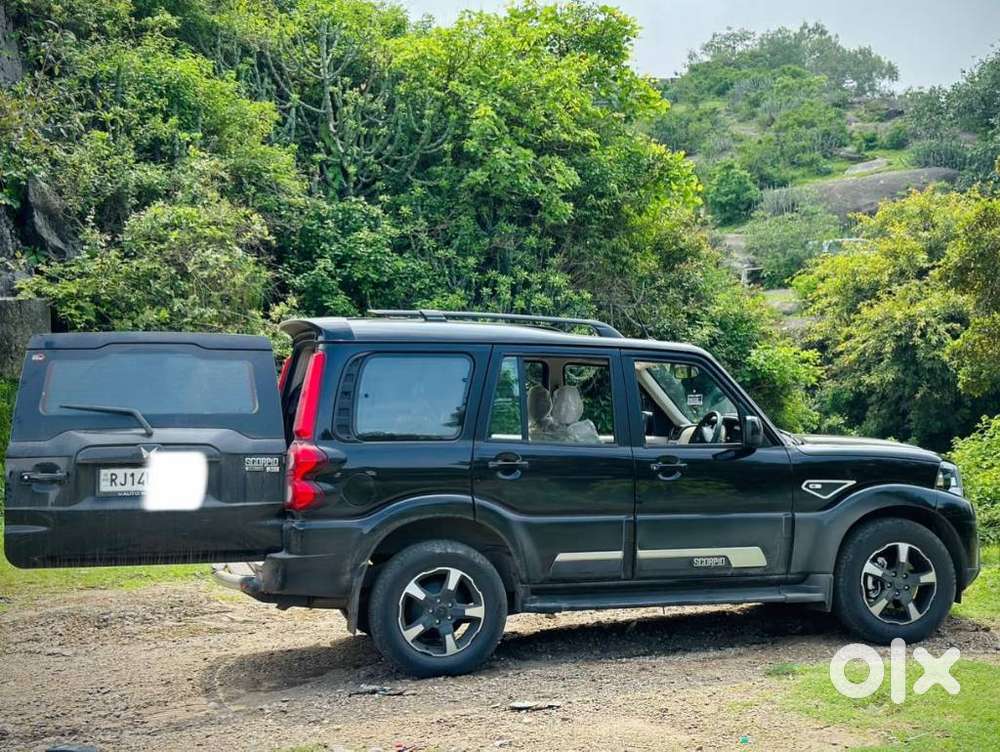 Mahindra Scorpio Classic 2.2 S 11 Mt 7 Cc, 2024, Diesel