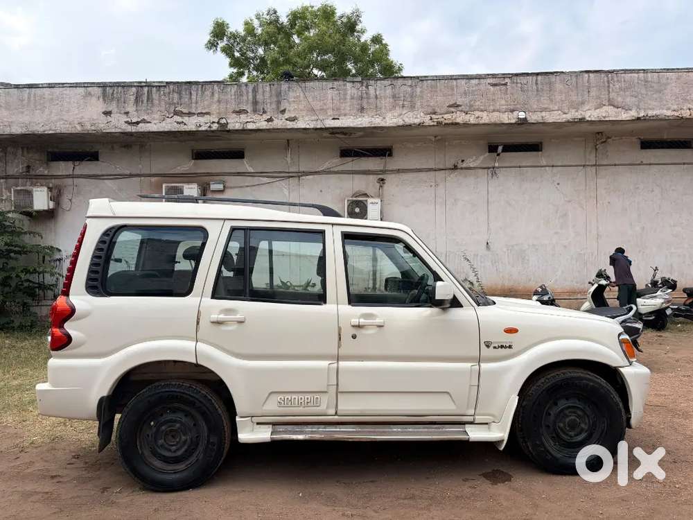 Mahindra Scorpio 2010 Diesel Manual