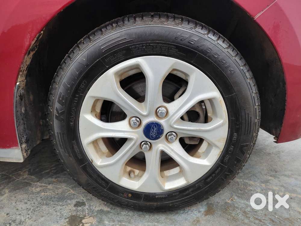 Ford Figo Aspire Titanium, 2015, Petrol