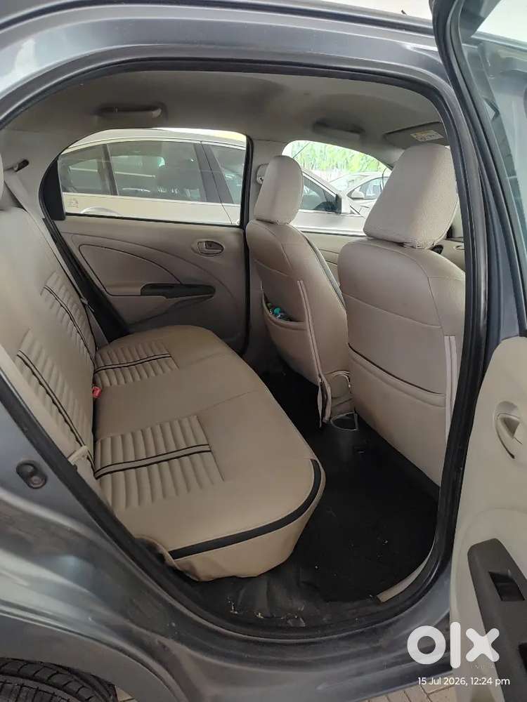 Toyota Etios Liva 2015