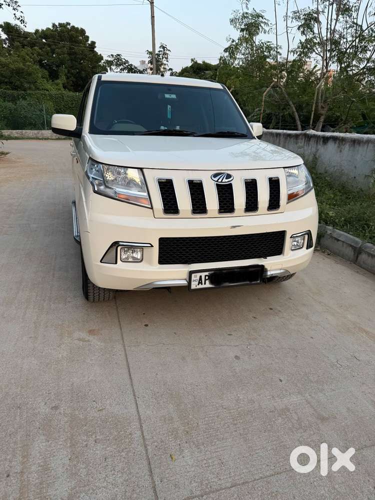 Mahindra Tuv 300 2018