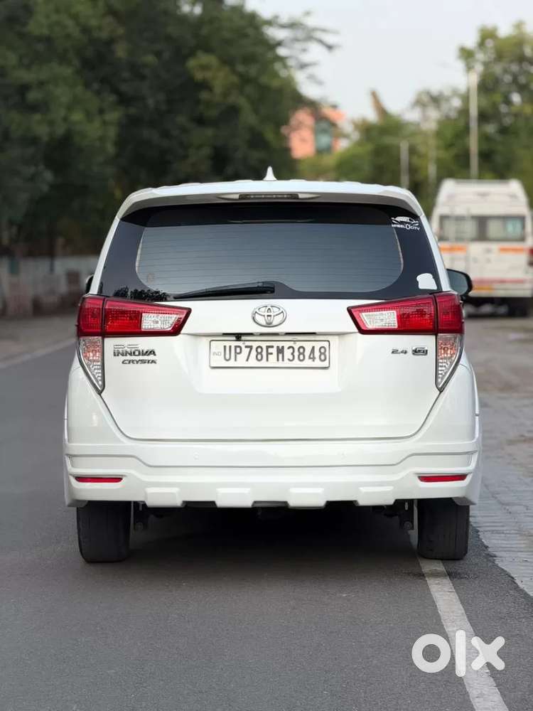 Toyota Innova Crysta 2.4 G Mt 7 Str, 2018, Diesel