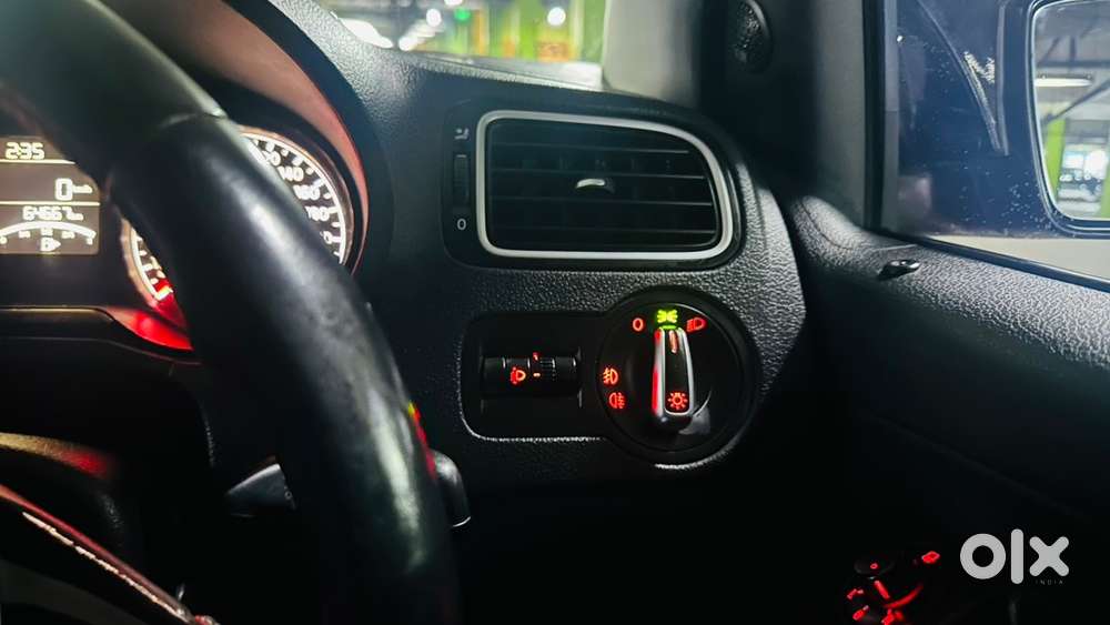 Volkswagen Polo Petrol Manual 2019