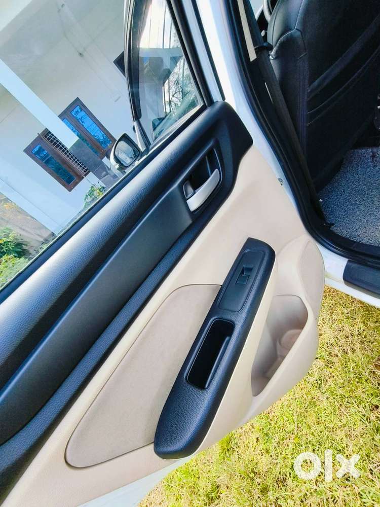 Honda Amaze Petrol 2023