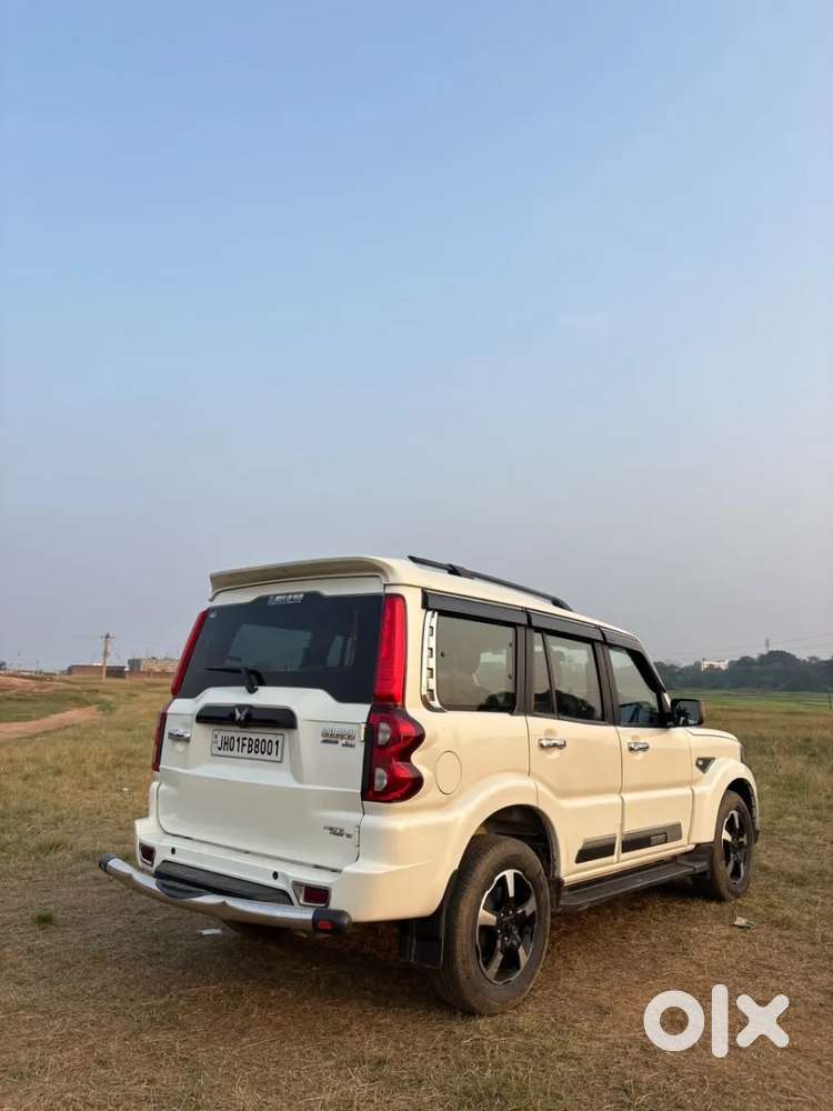 Mahindra Scorpio Classic, 2023, Diesel