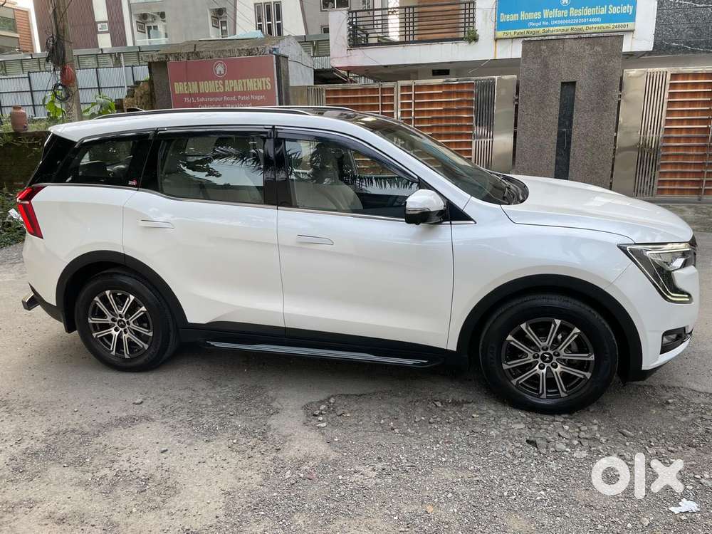 Mahindra Xuv700 2.2 Ax 7 Diesel At Luxury Pack Str, 2026, Diesel
