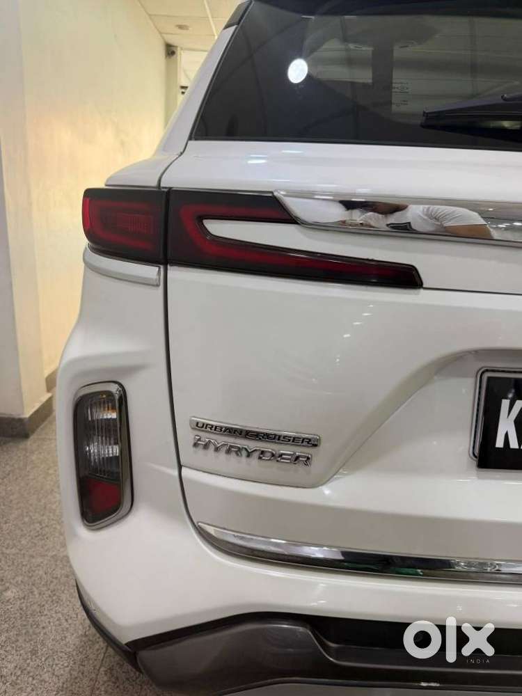 Toyota Urban Cruiser Hyryder 1.5 V Hybrid, 2024, Petrol